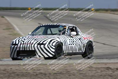 media/Sep-28-2025-24 Hours of Lemons (Sun) [[5dfe0e5f6e]]/12pm (Outside Grapevine)/